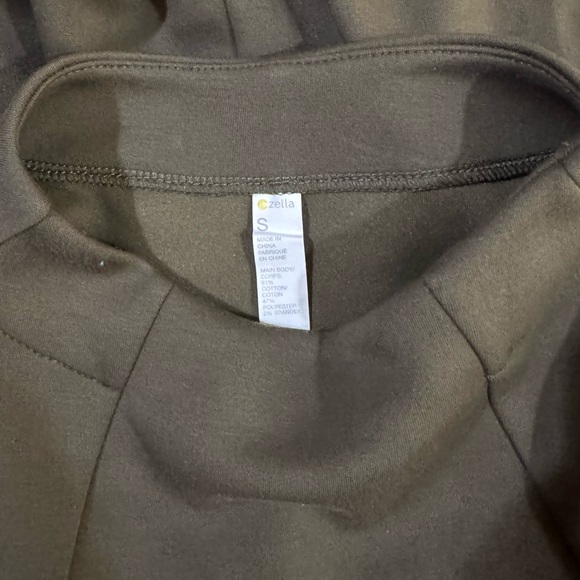 Zella Olive Green Scuba Mock Neck Cropped Sweatshirt Size S - Picture 5 of 6